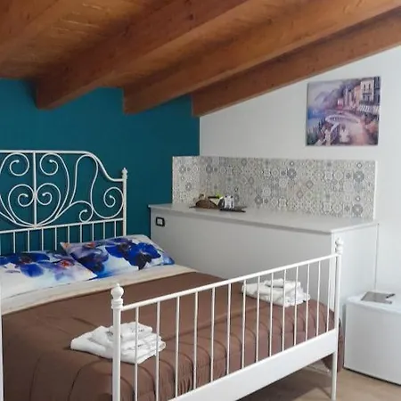 Zurro E Breakfast Отель типа 