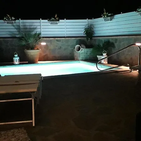 Zurro E Breakfast 4*