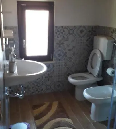 Zurro E Breakfast Bed & Breakfast 4*