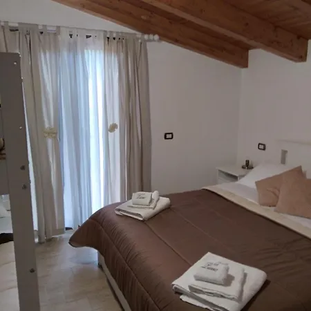 Zurro E Breakfast Castellabate