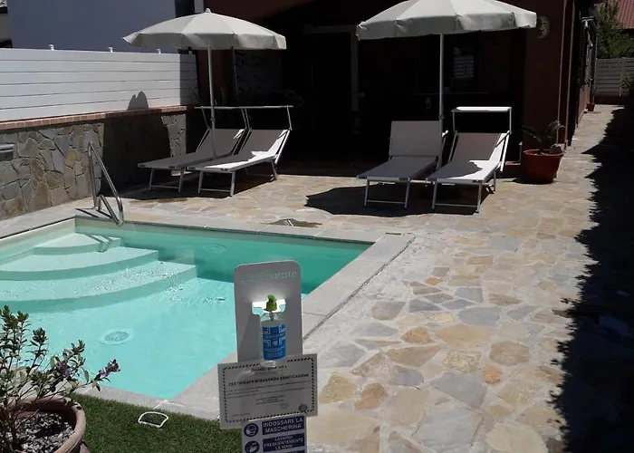 Zurro E Breakfast 4*