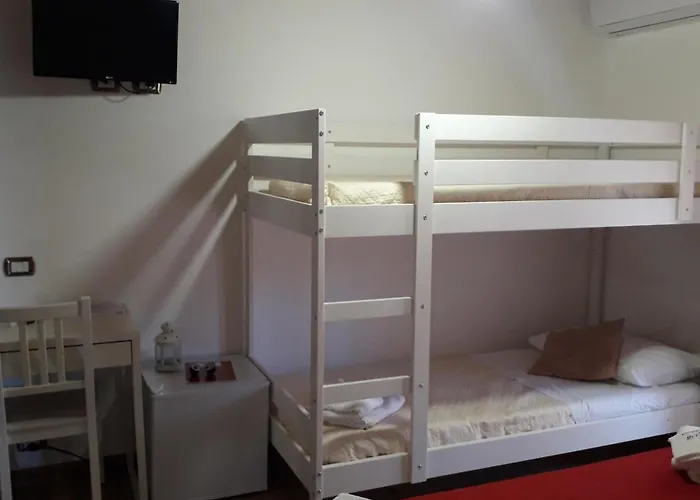 Zurro E Breakfast 住宿加早餐酒店 4*