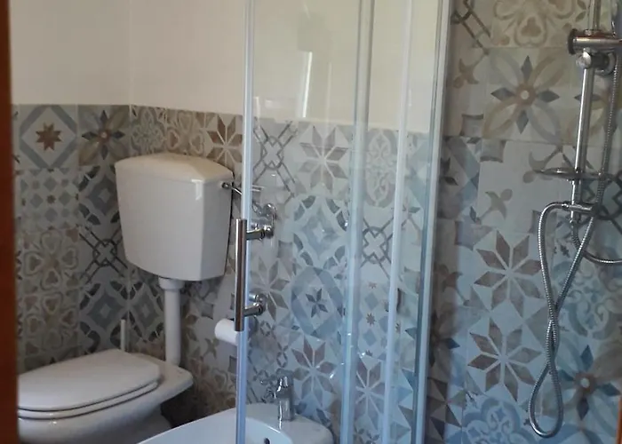 Zurro E Breakfast 4*